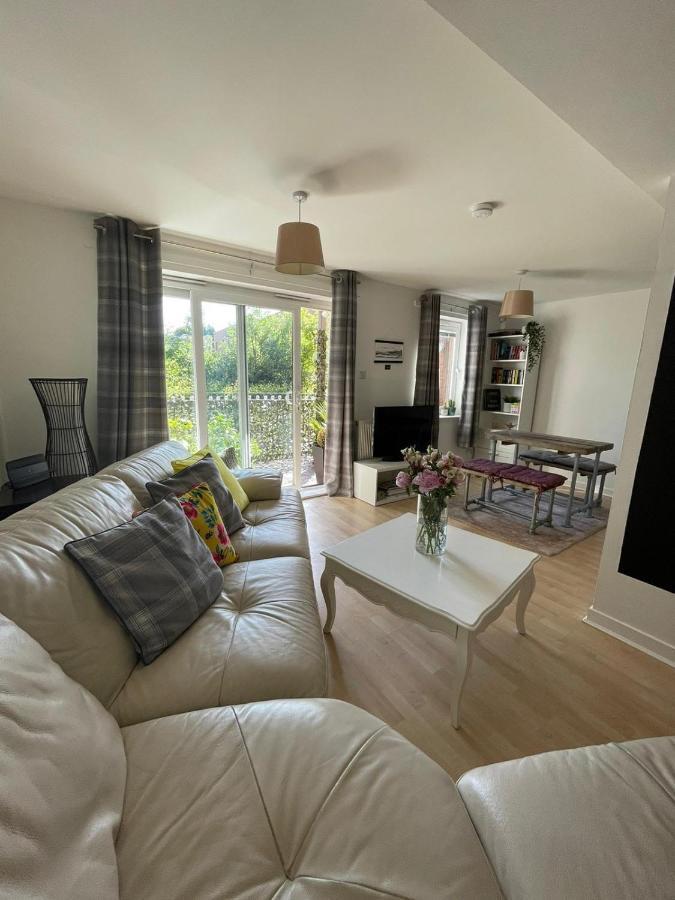 Pass The Keys Lovely 2Bedroom Flat With Balcony Edinburgh Exterior photo