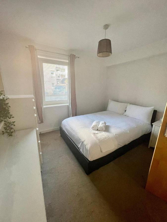 Pass The Keys Lovely 2Bedroom Flat With Balcony Edinburgh Exterior photo